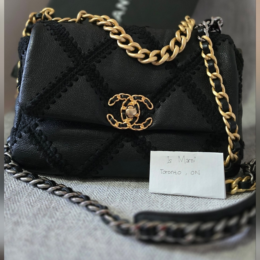 Chanel 19 limited edition